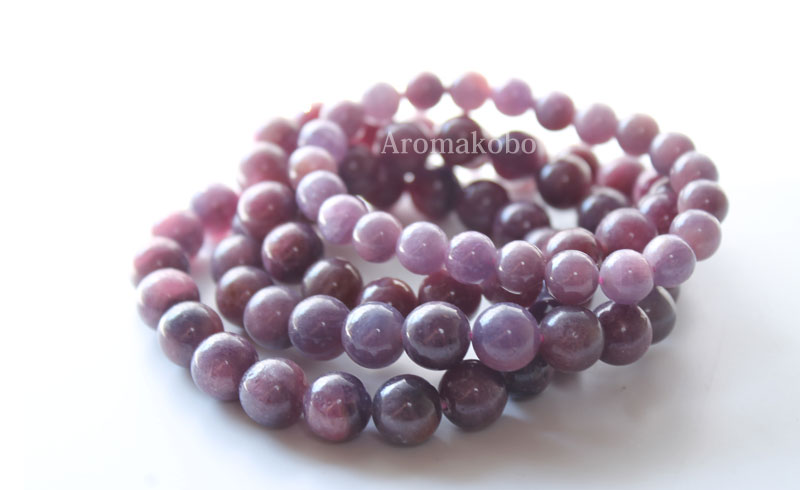 天然石ビーズのルビー